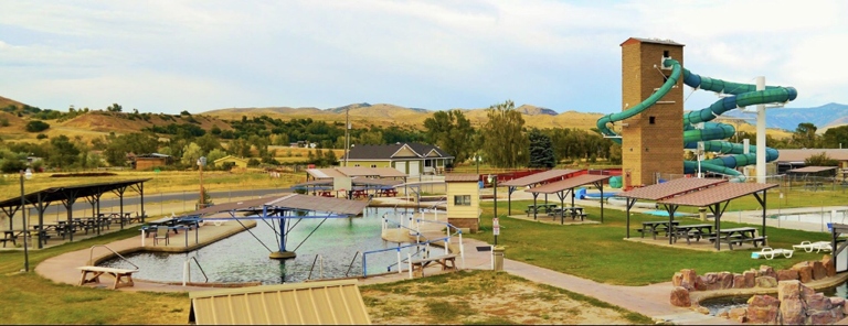 The Riverdale Resort is home to several mineral hot spring pools that are perfect for a relaxing day trip.